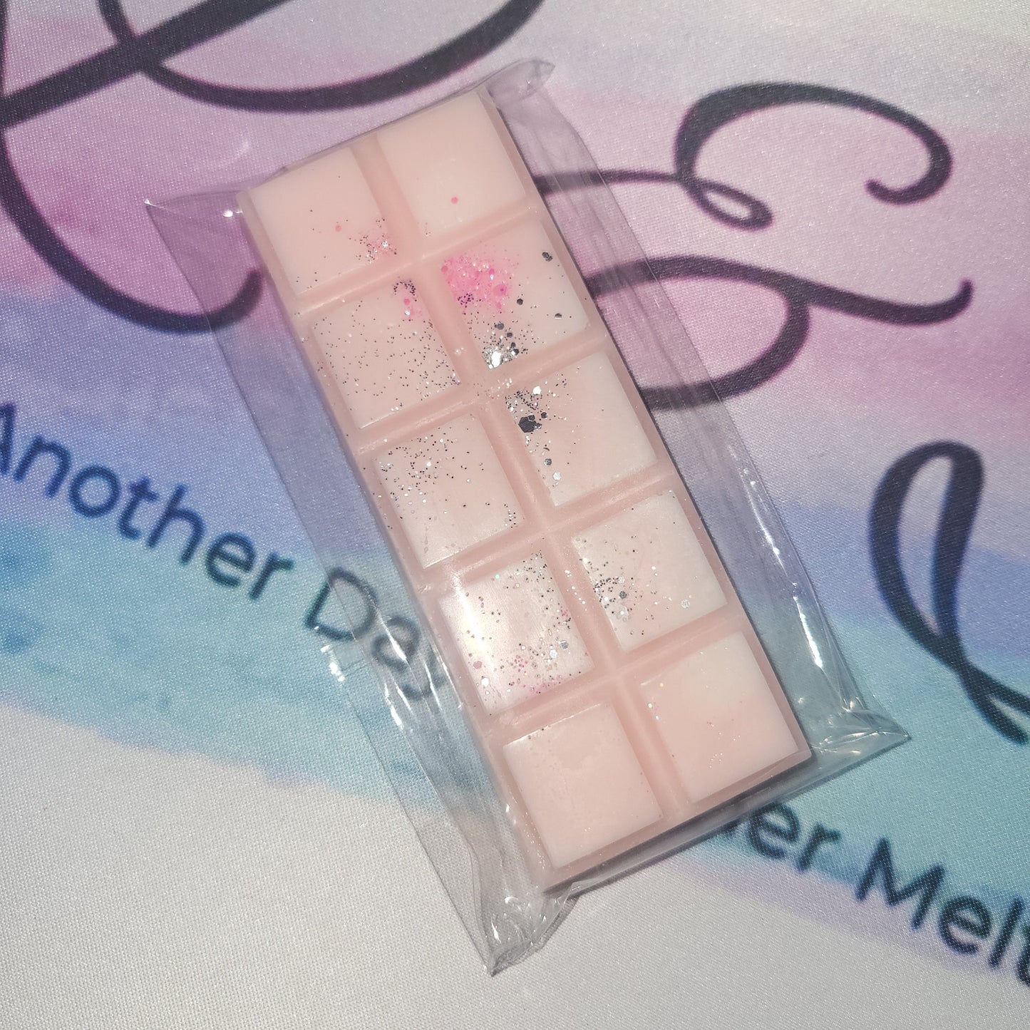 strawberry & Cream Snap bar